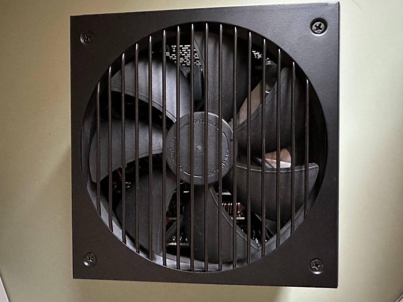 Zasilacze komputerowy ATX Fractal Design ION+ 860W Platinum plus