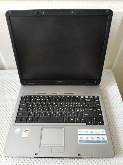 Ноутбук LG K1 - 322DR