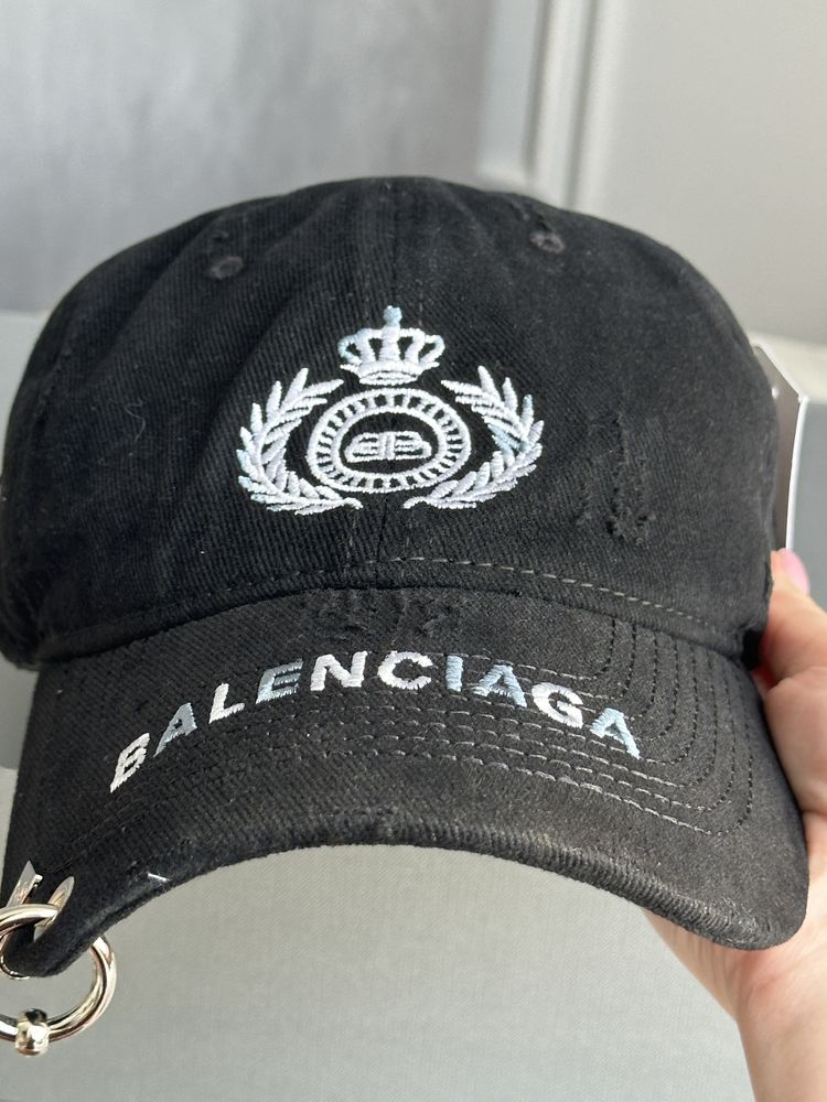 Кепка Balenciaga