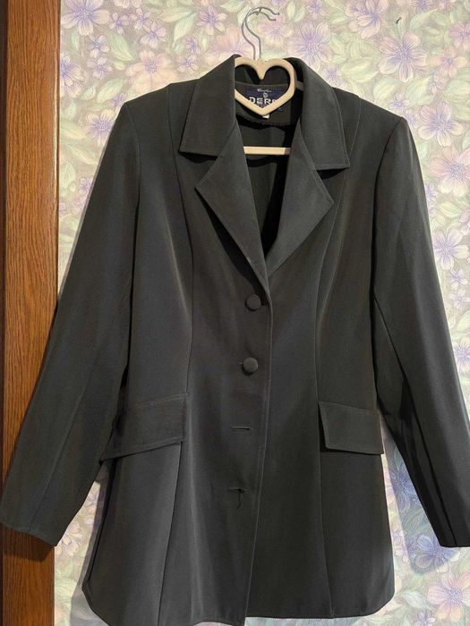 Пакет жіночих речей, жіночі речі