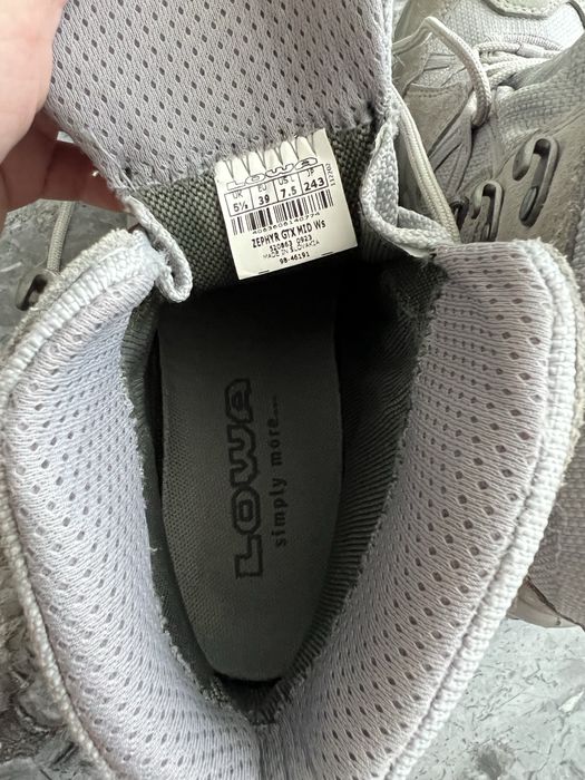 Lowa, goretex, нові без коробки