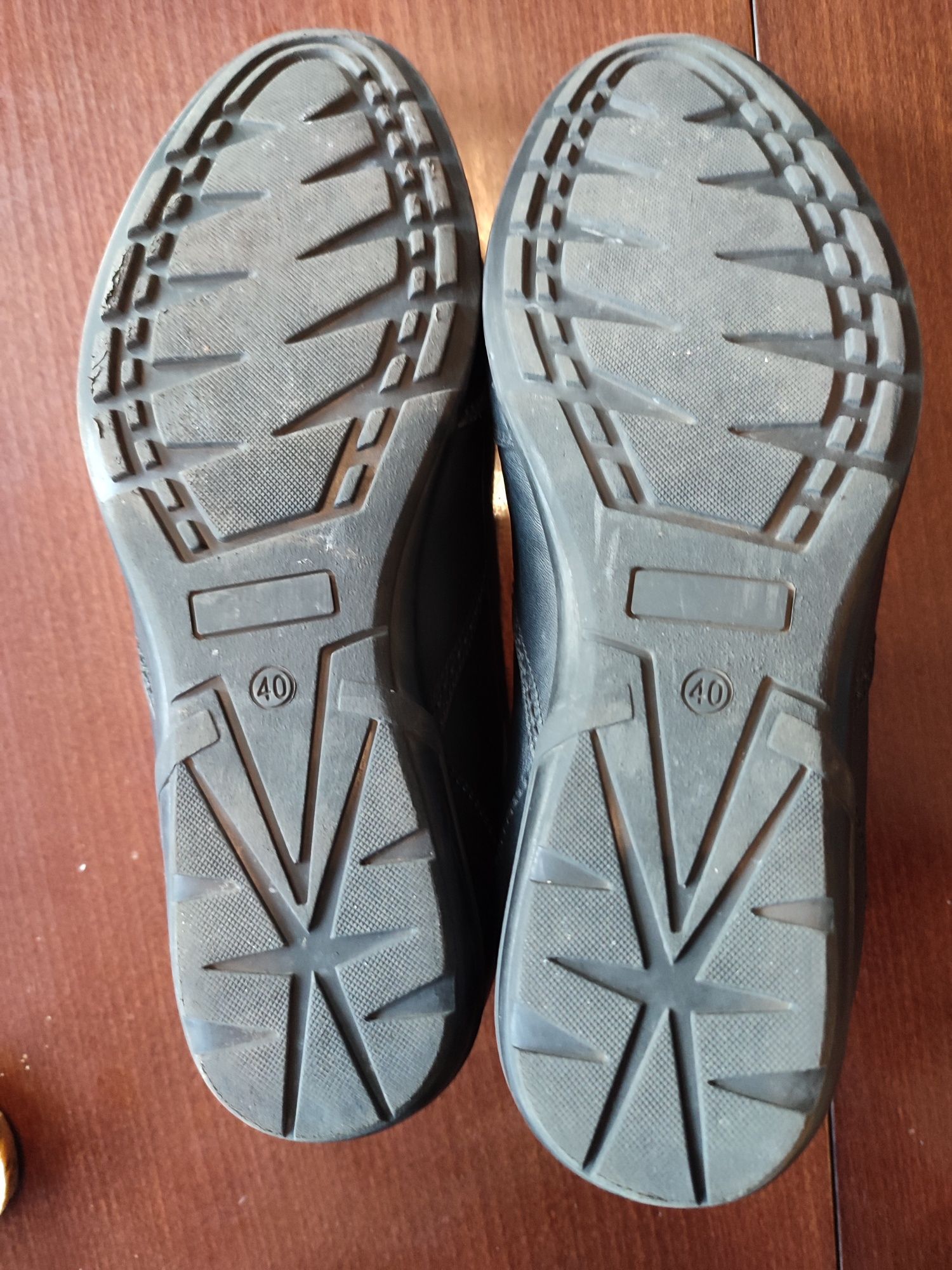 Buty pantofle półbuty skórzane pilpol rozmiar 40