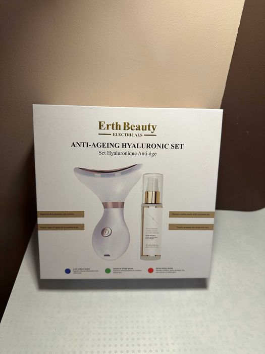 Zestaw. Głowica masująca i serum z kwasem hialuronowym. Z metką.