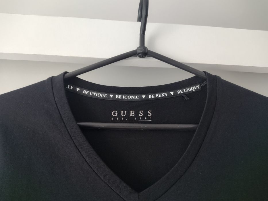 Czarna bluzka Guess Icon rozmiar M