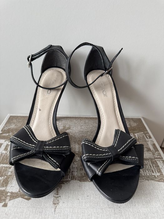 Szpilki marki Kazar rozmiar 37