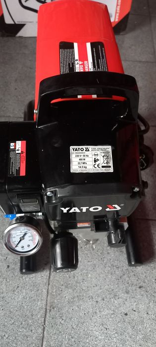 Agregat malarski Yato z 15 metrowym weżem