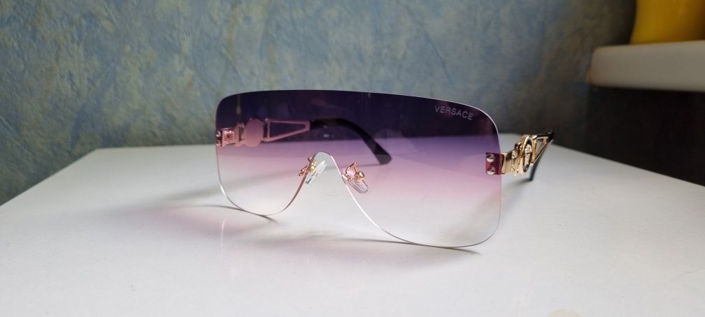 Okulary przeciwsłoneczne versace unisex 19 dobrze wykonane z dobreg 19