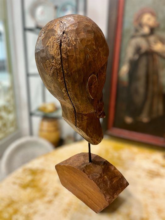 Busto de Cristo em teca sec 18