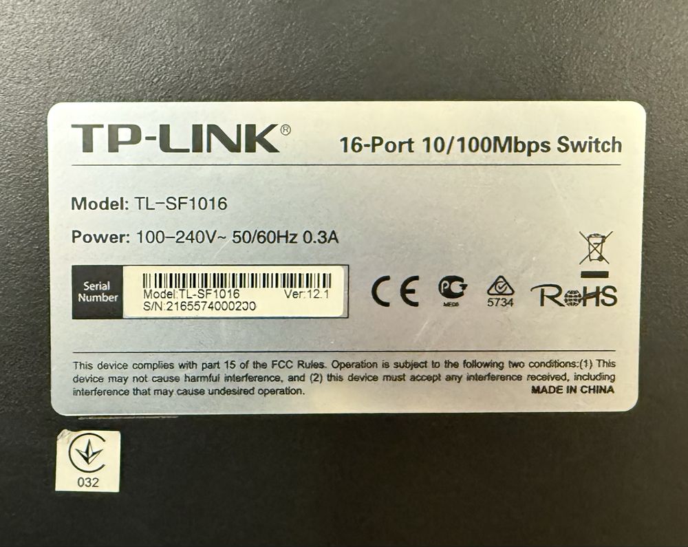 Комутатор TP-LINK TL-SF1016