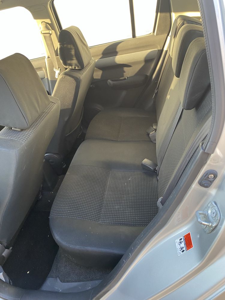 Suzuki Swift 1.3 16V (Caixa Automática)