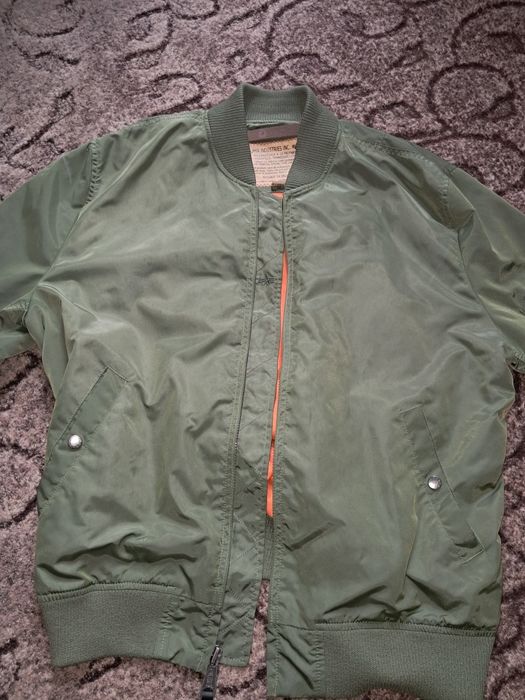 Бомбер alpha industries