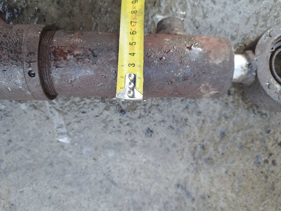 siłownik hydrauliczny 30cm z zamkiem, 53cm 2013 rok