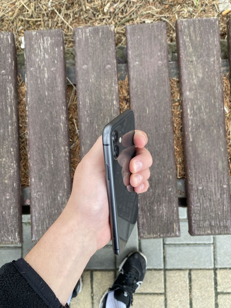 Iphone 11 64gb.