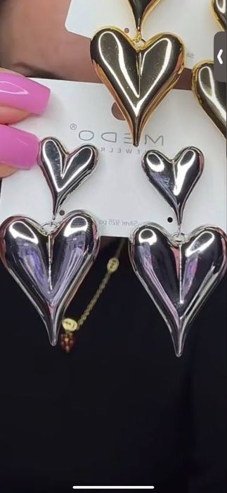 Сережки зваровскі продам цілком нові