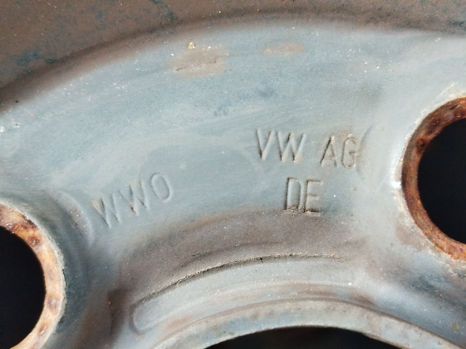 Диски металеві.           .