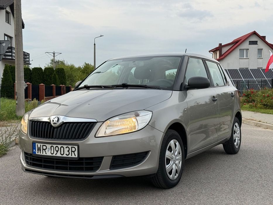 Skoda Fabia 1.4 mpi benzyna/gaz klima 2x koła Salon Polska