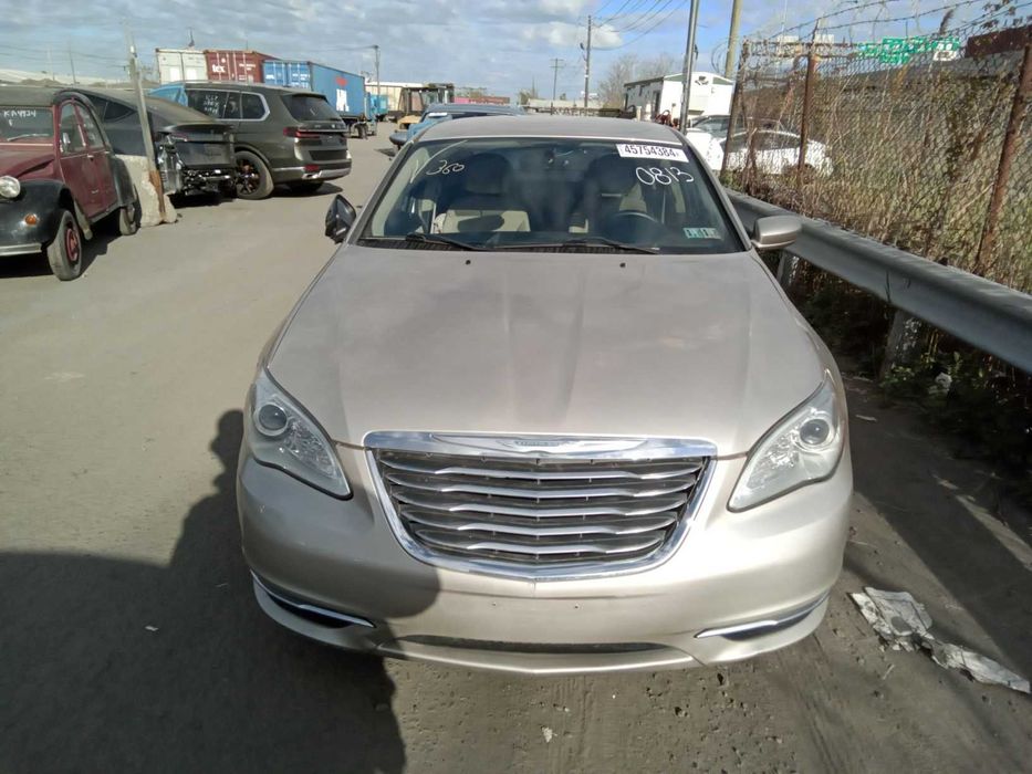 Chrysler 200 LX 2013