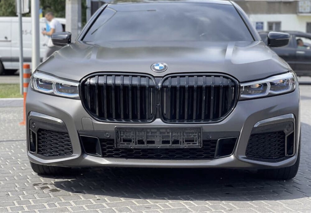Обвес Рестайлинг BMW 7 series G12 M760 капот бампер крылья