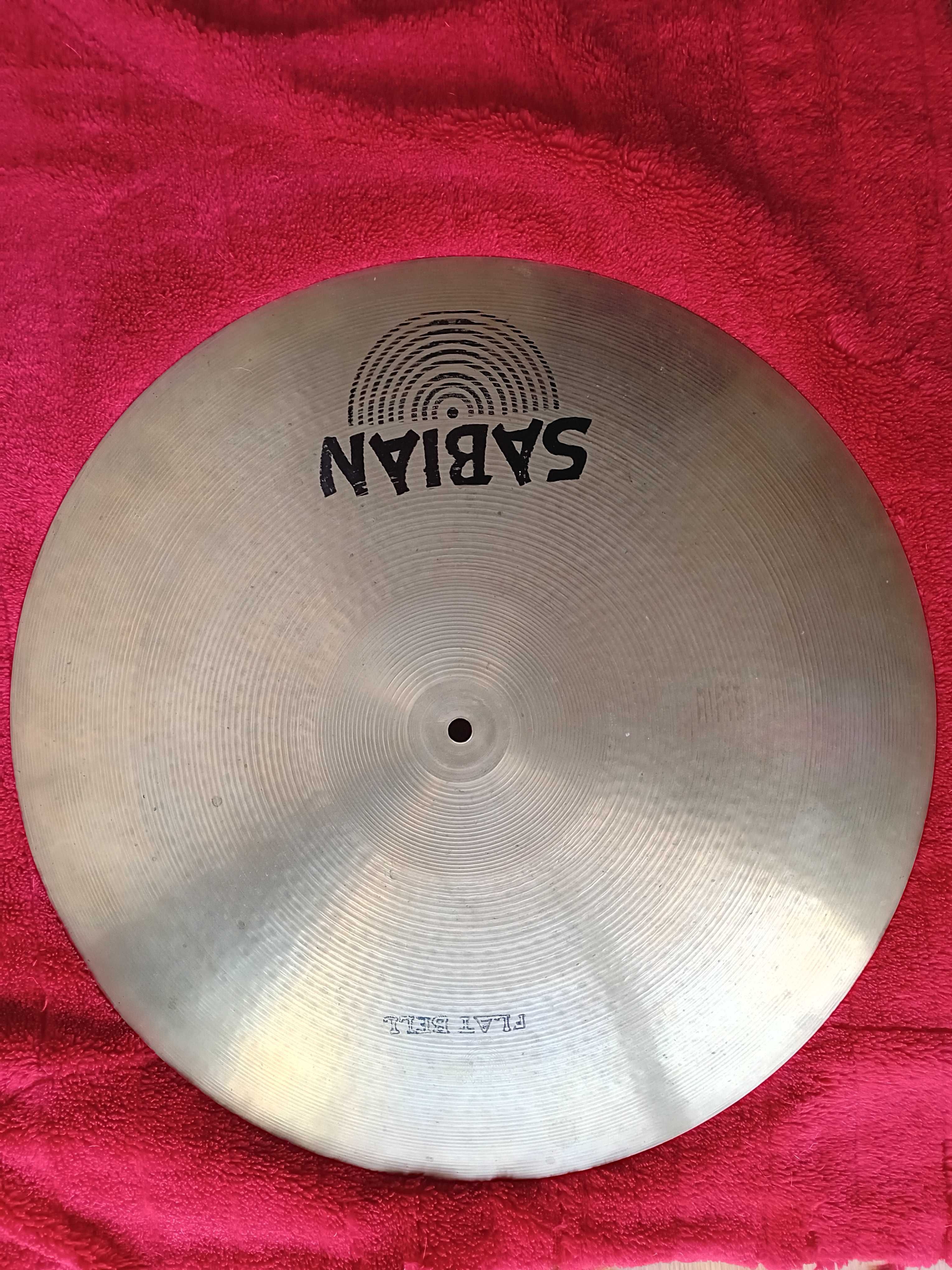 Aos músicos de bom gosto. Pratos  Sabian  Jazz Flat  20  polegadas