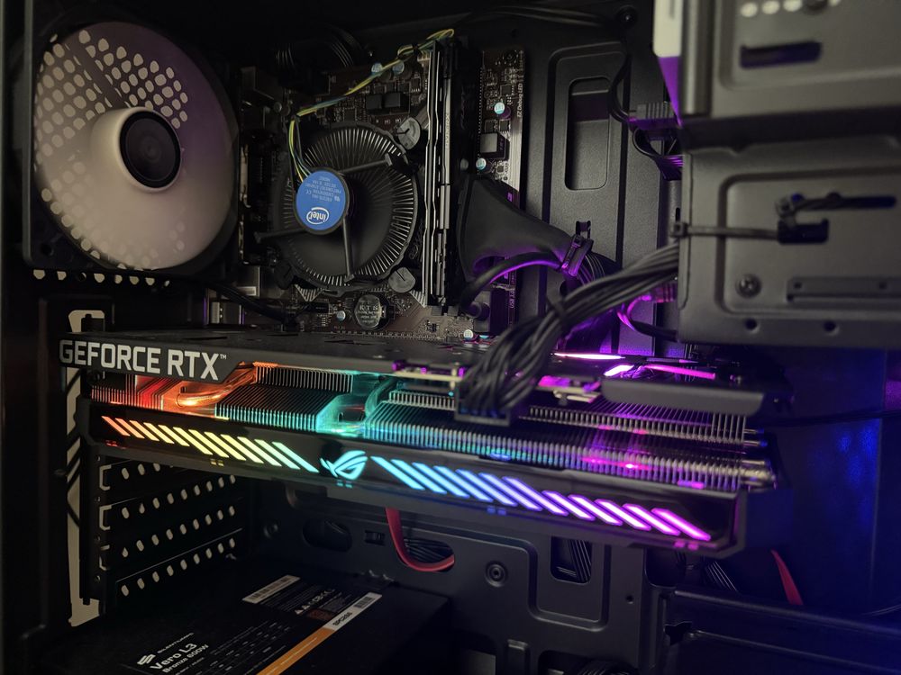 Komputer i Samsung G9 240hz  49’ i7 7700 3.60 GHz 16 Gb RTX 3060 SSD