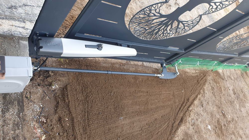 Mechanizm bramy łamanej, brama harmonijkowa