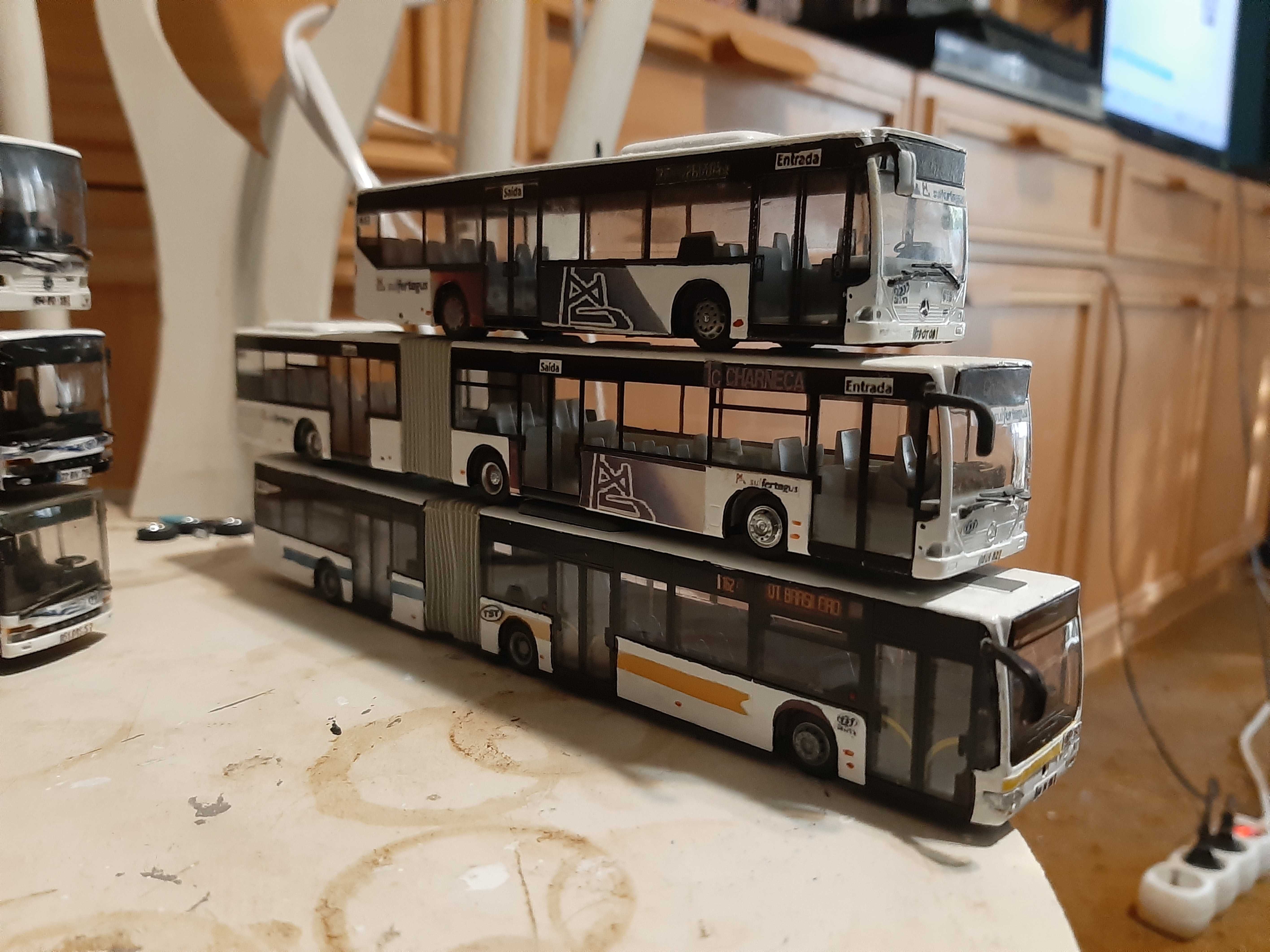 Autocarros  lote de 9