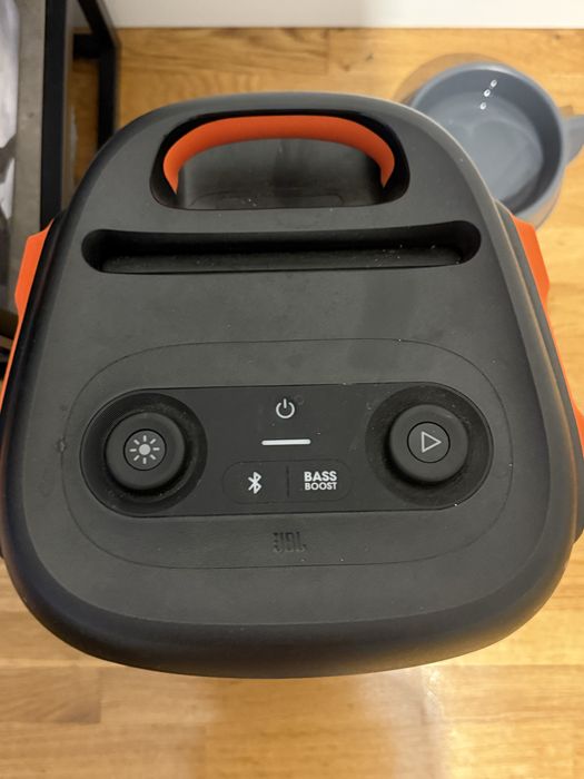 Głośnik JBl PartyBox 110