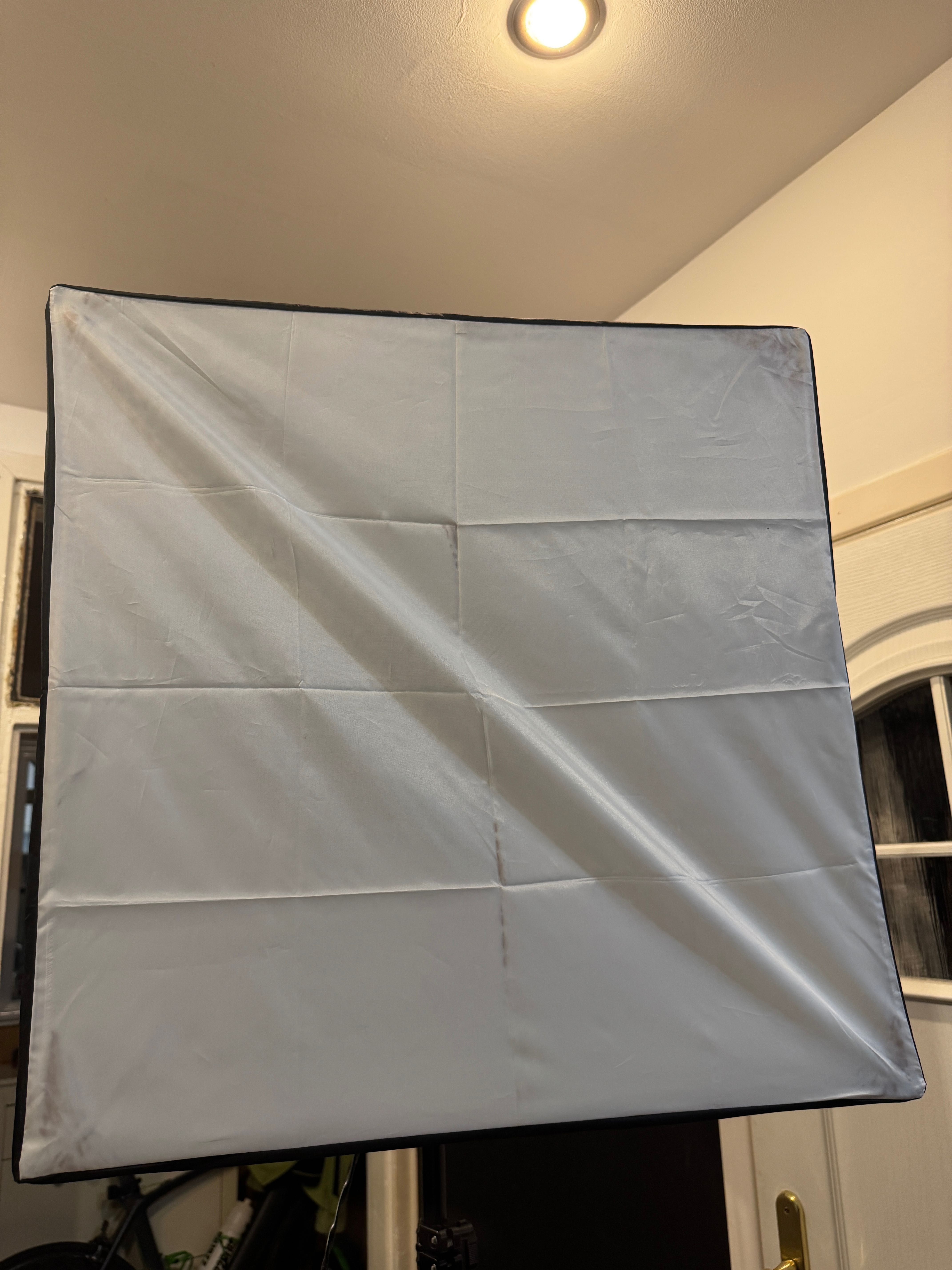 ZESTAW Lampa studyjna F&V Mini Flash 120+statyw+BOX soft box+parasolka