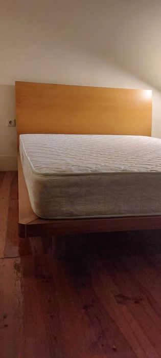 Conjunto de quarto, cama, colchao e cómoda