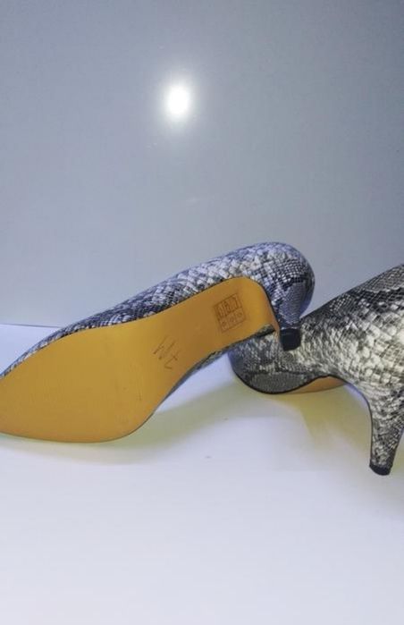Туфлі лодочки рептилія another pair of shoes р.38