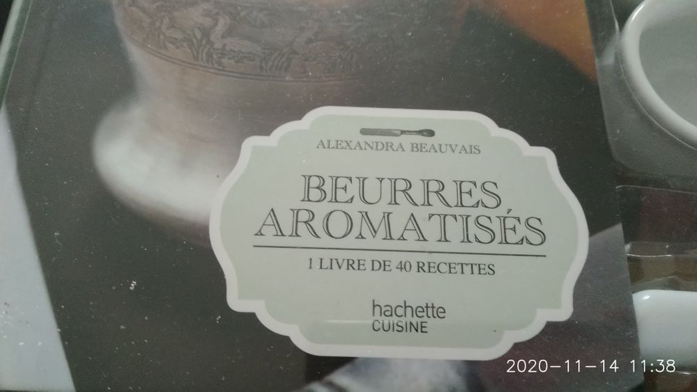 Baixa preco Conjunto taças  + facas+ livro receitas