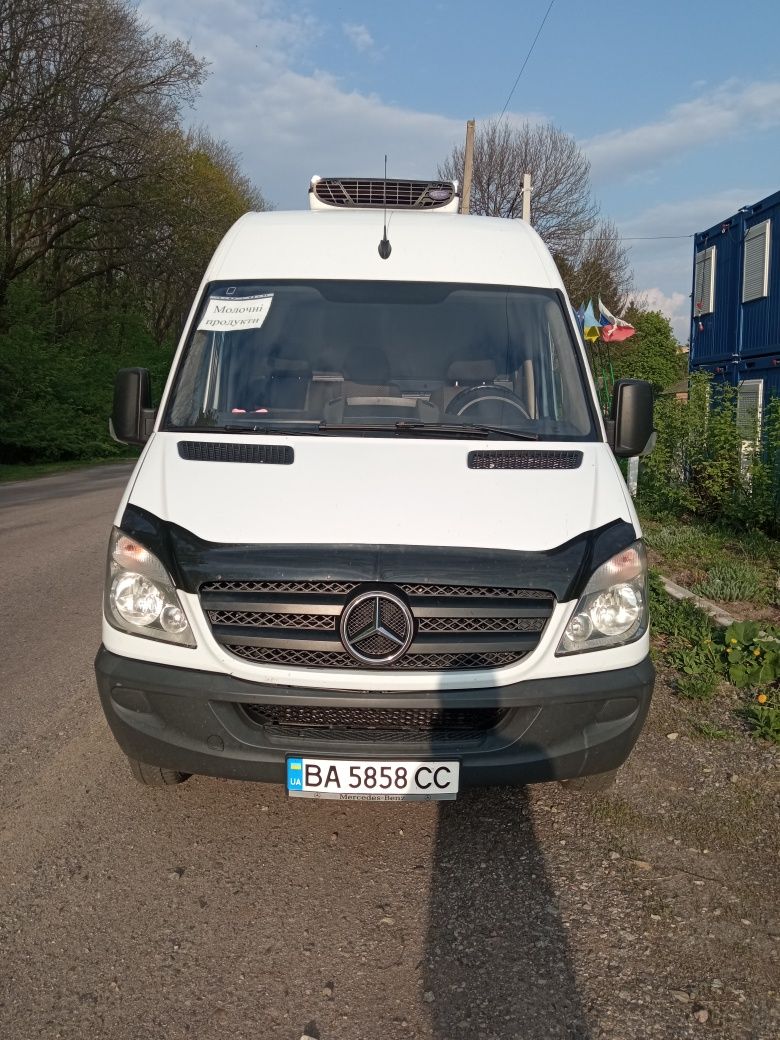 Mercedes-Benz Sprinter 513 спарка рефрижератор