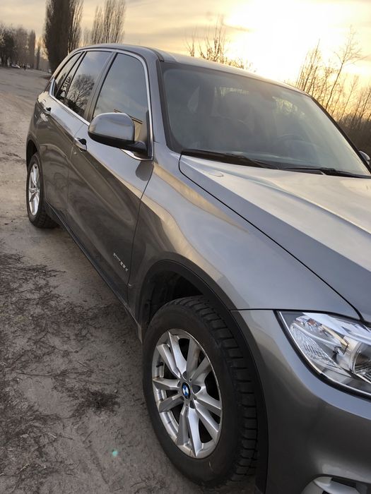 Продається БМВ  Х-5 2017 року