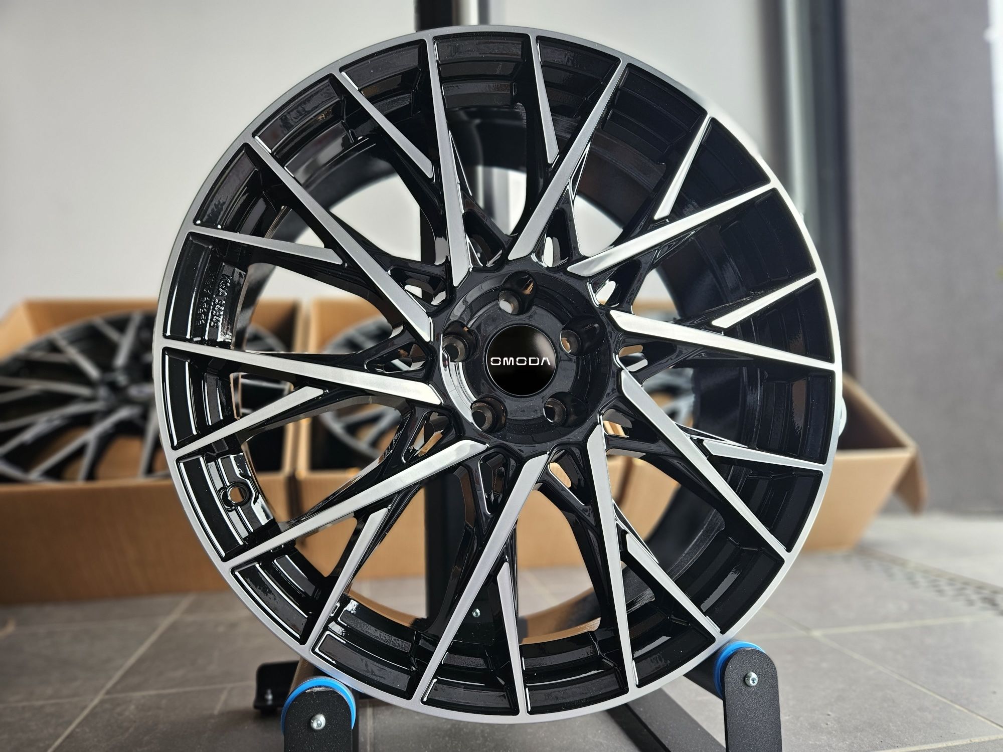 OMODA 9 20 " Nowe 5x108 Omoda9 Super Hybrid Felgi Czarne Alufelgi