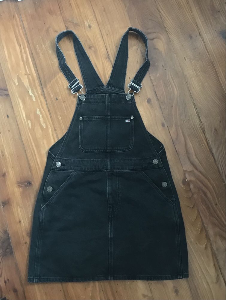 Sukienka jeans czarna,spudniczka,ogrodniczki,Tommy Jeans rozmiar XS