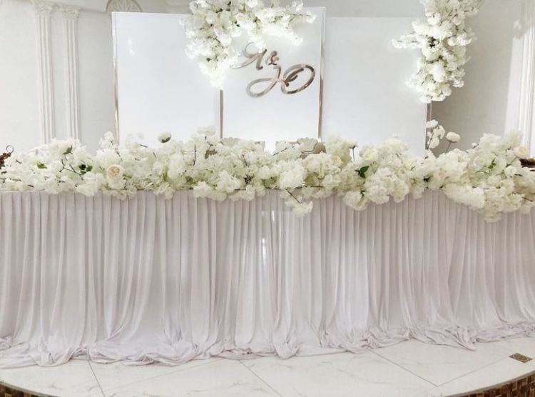 фотозона весільна арка стіл наречених президіум оформлення весілля