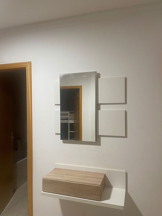Aparador com espelho para Hall de entrada