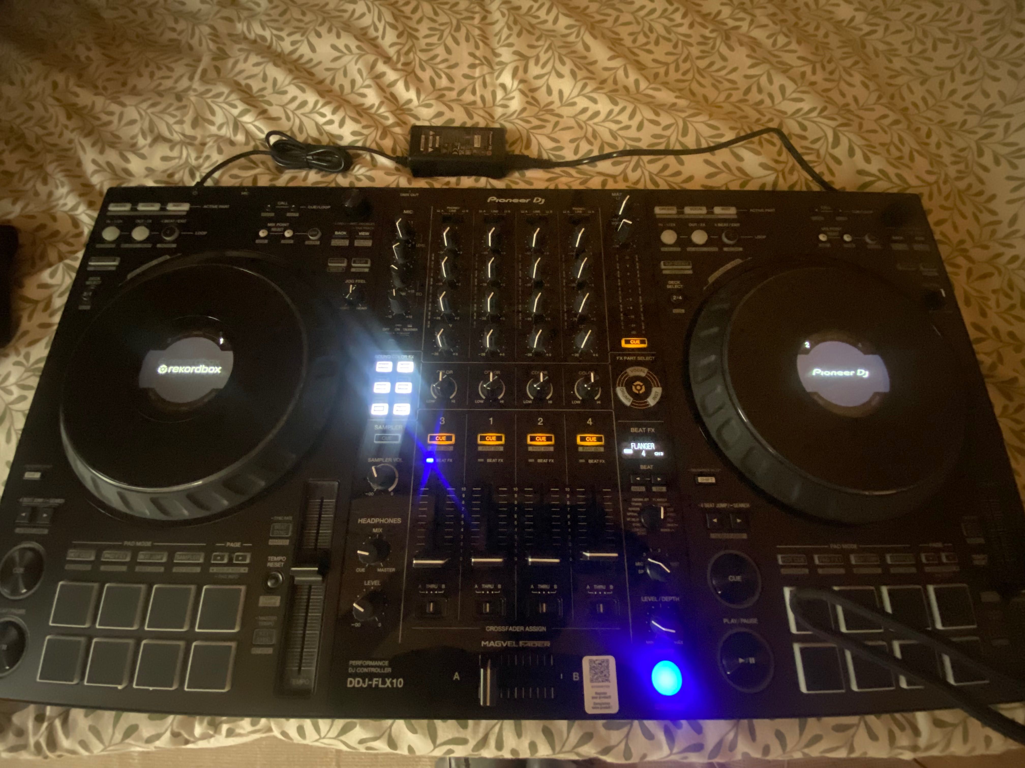 Pioneer DJ FLX10