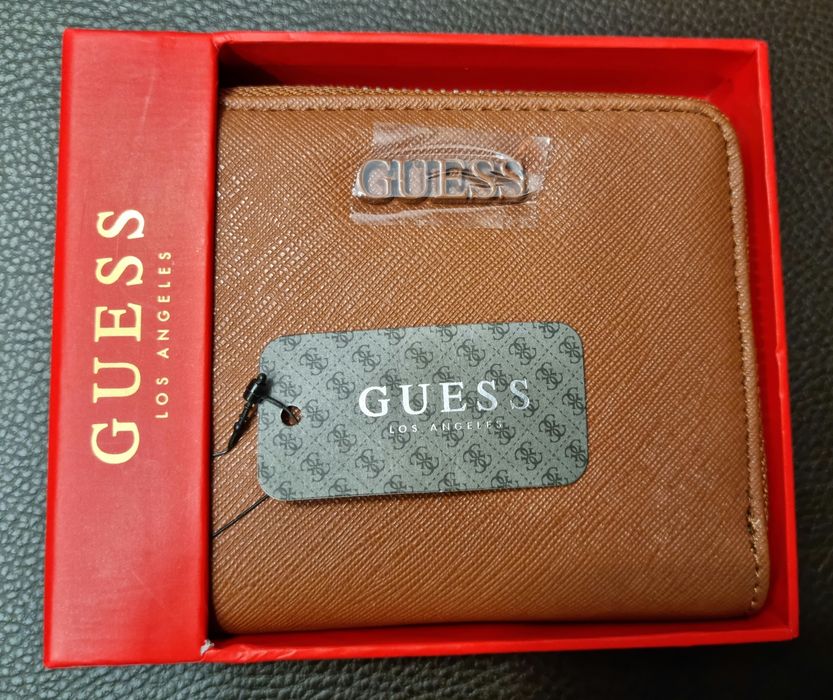Guess portfel damski.
