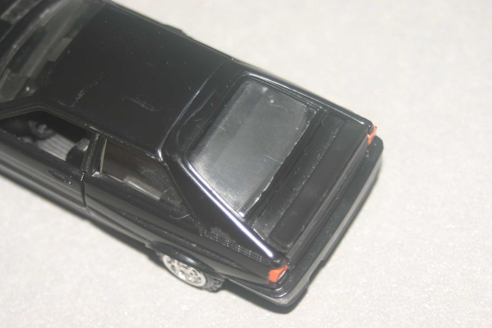 1:43 Audi 80 Quattro coupe Conrad