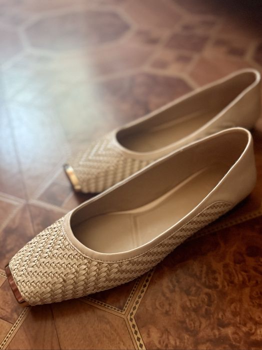 Продам жіночі балетки