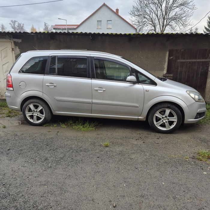 Sprzedam Opel Zafira b