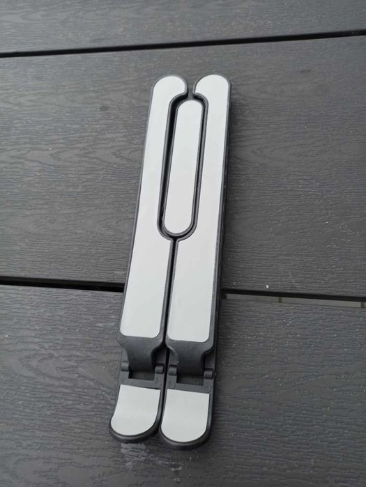 Stojak pod laptop lub tablet