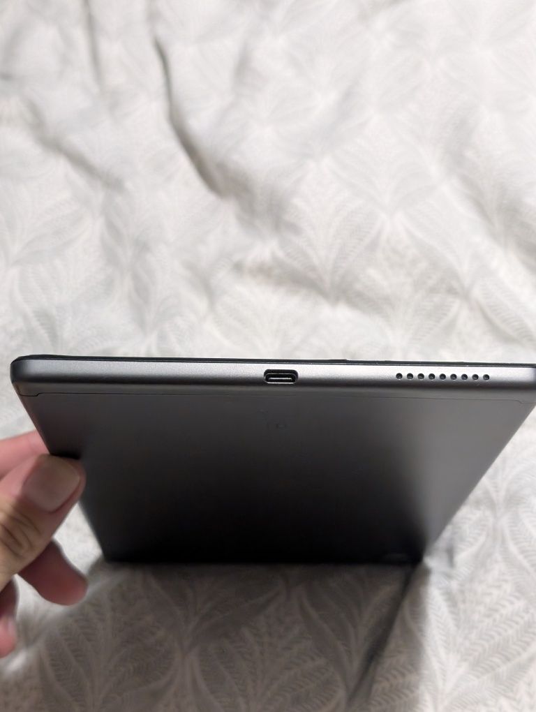 Планшет  Lenovo tab M10 HD 4/32