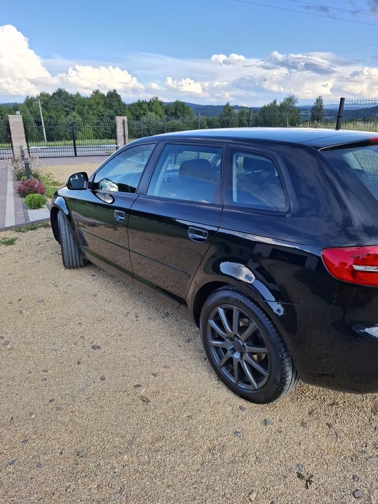 AUDI A3 8P 1,6 MPI