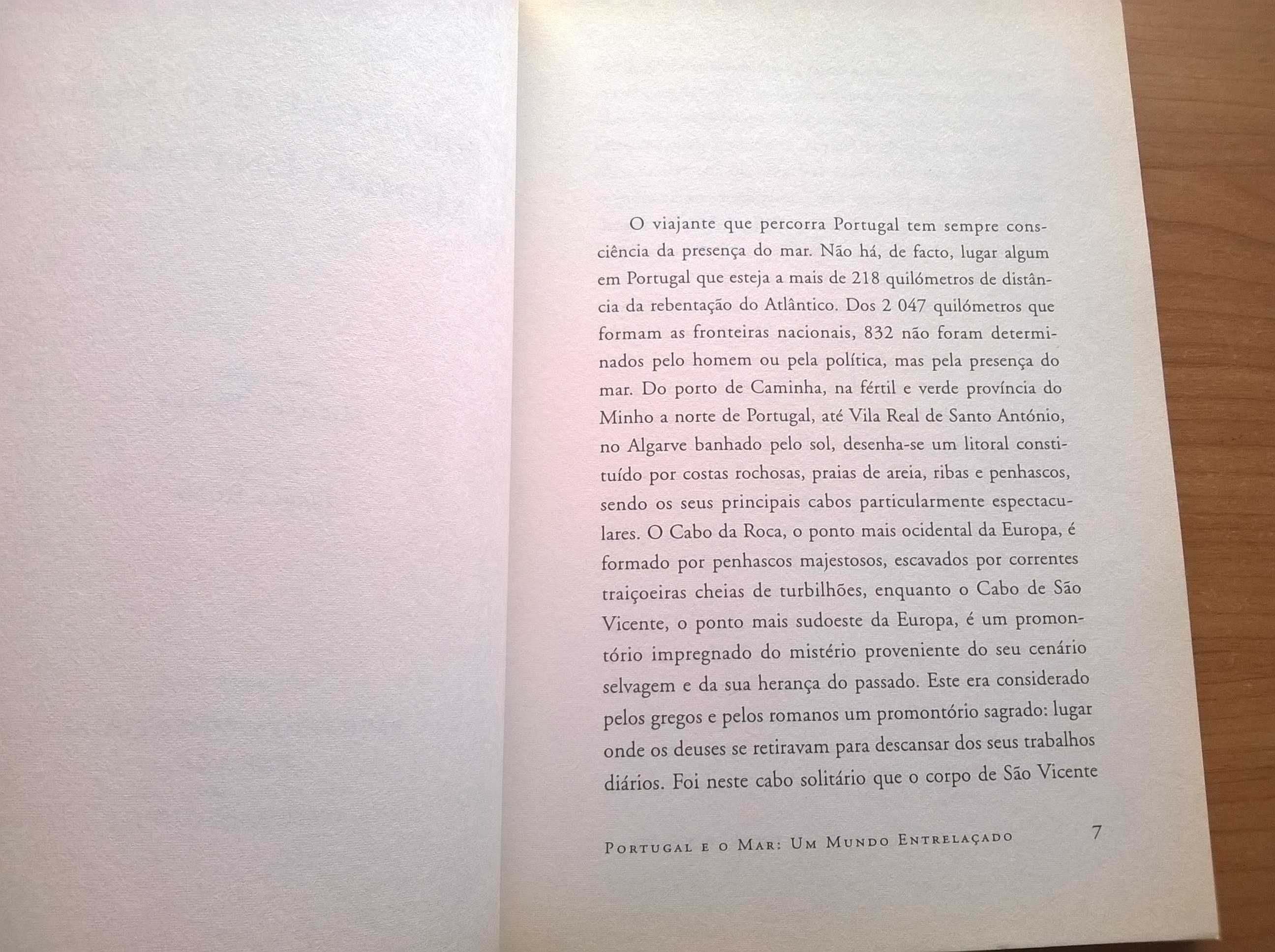 Portugal e o Mar, Um Mundo Entrelaçado - A.J.R. Russell-Wood