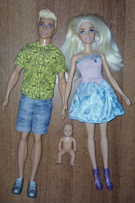 Ціна за всіх сім'я Барбі кен малюк ляльки