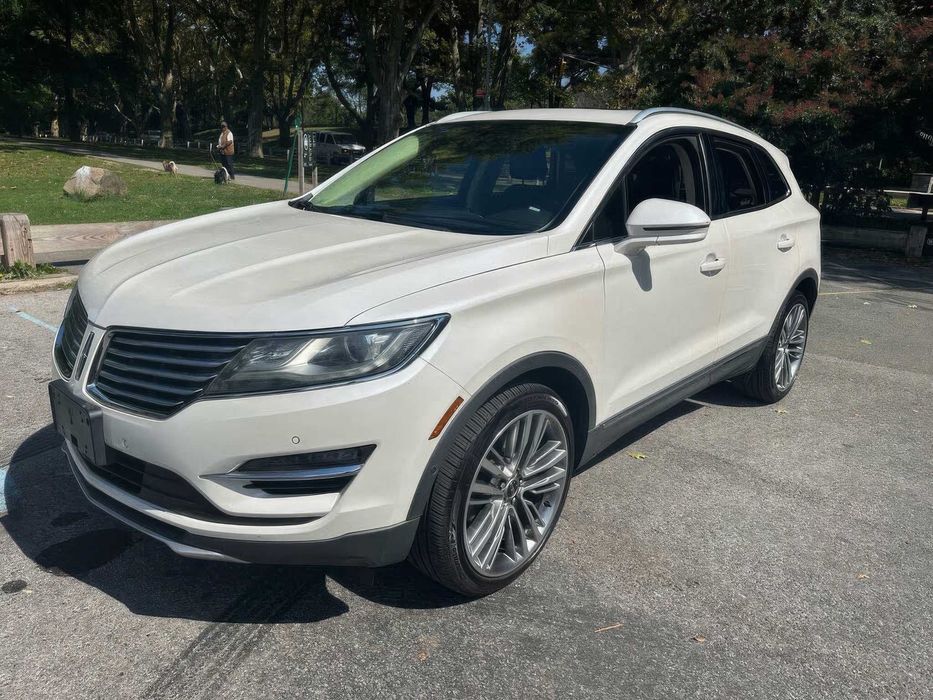 Lincoln MKC      2015