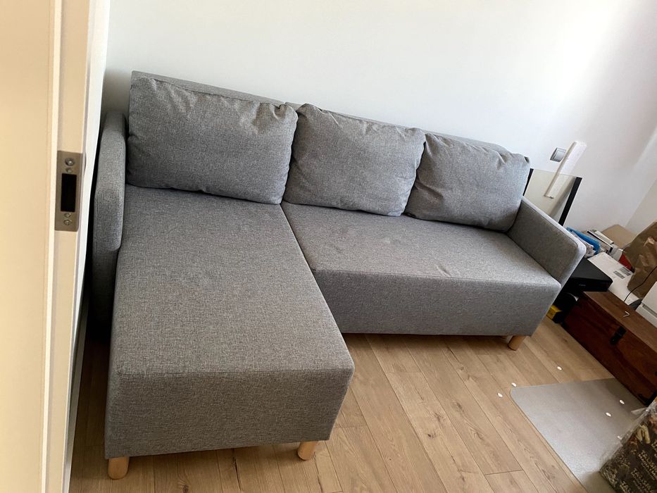 Kanapa IKEA Bennebol - szara, rozkładana, z pojemnikiem na pościel