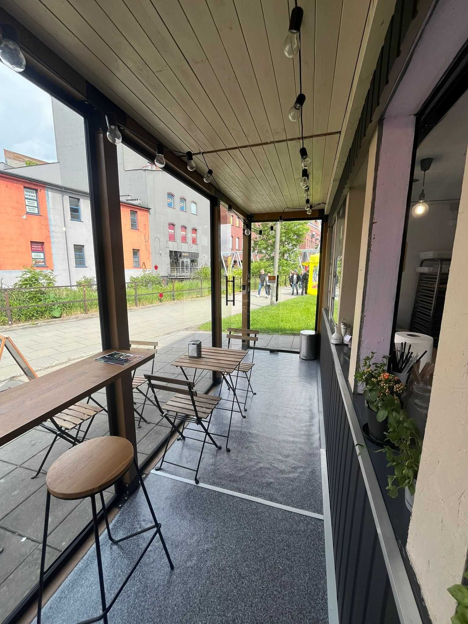 Pawilon Handlowy w Centrum Bielska